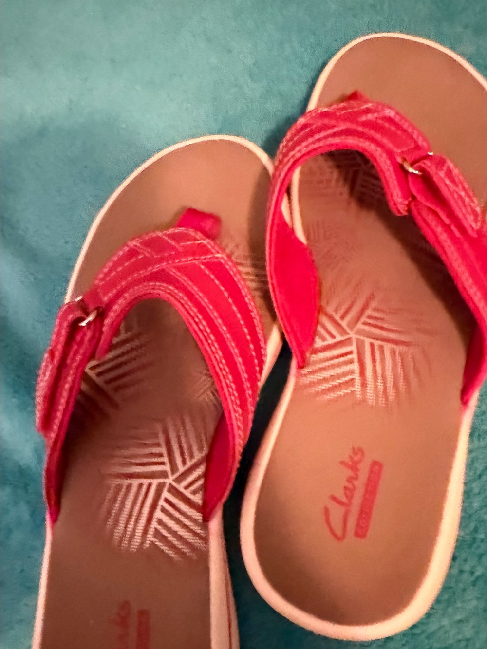 Clarks Women's Bright Red Adjustable Velcro Sandals - Picture 2 of 6